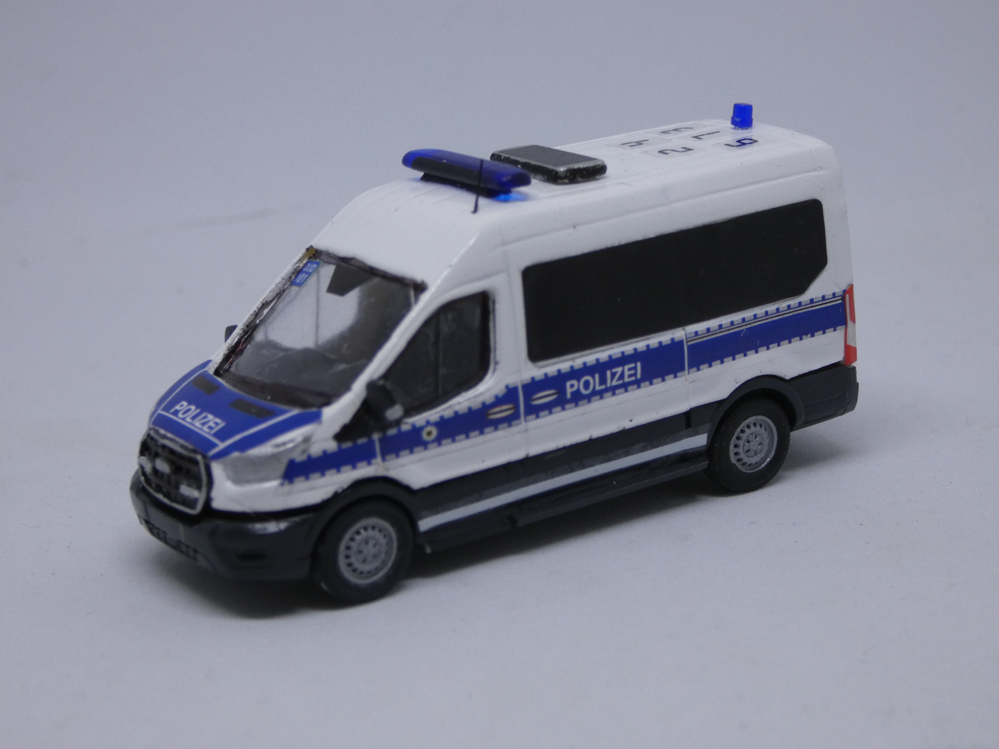 Ford Transit  Halbgruppenkraftwagen  Bundespolizei